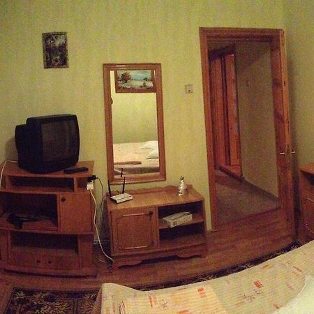 Apartament สลานิก-มอลโดวา ภายนอก รูปภาพ