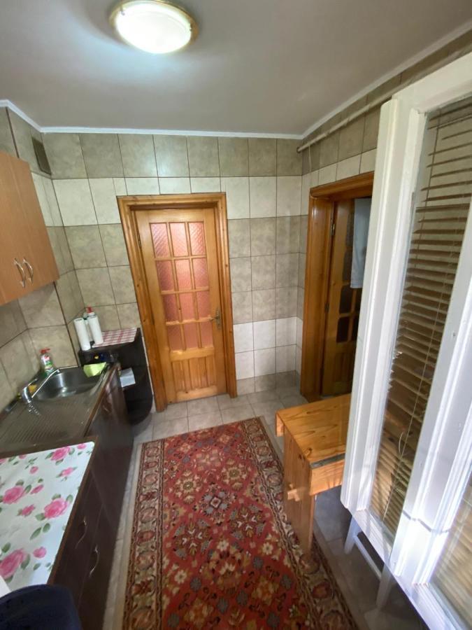 Apartament สลานิก-มอลโดวา ภายนอก รูปภาพ