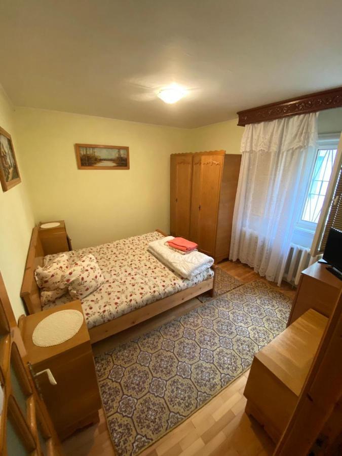 Apartament สลานิก-มอลโดวา ภายนอก รูปภาพ